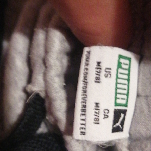 Puma boys grey and black jogging pants size 7/8 medium soft knit PERFECT - Picture 2 of 2